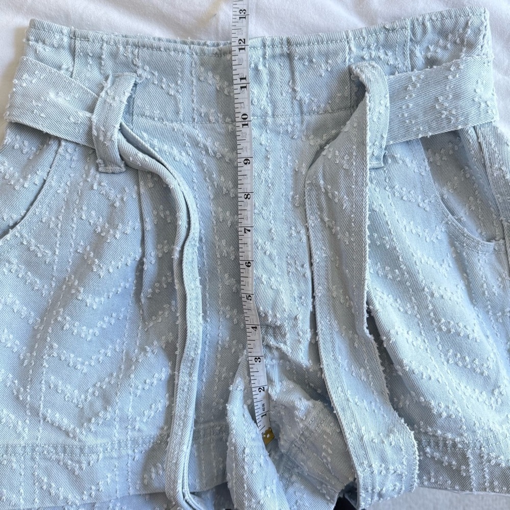 Happy Nature High Rise Textured Denim Shorts Light Wash 4 - Picture 8 of 9